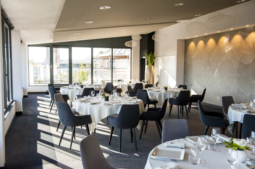 Reunion-Reception_BG